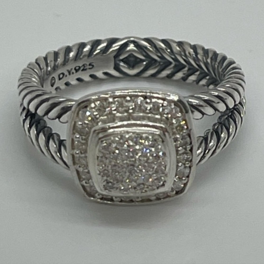 David Yurman Petite Albion. 9